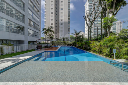 Apartamento à venda com 4 quartos, sendo 3 suítes, em Alto da Boa Vista, São Paulo, SP