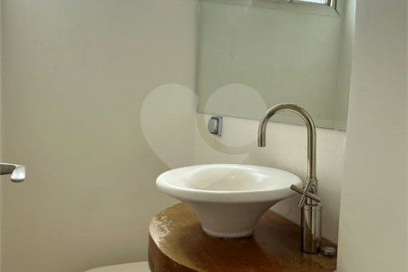 Apartamento para alugar com 3 suítes em Santana, São Paulo, SP
