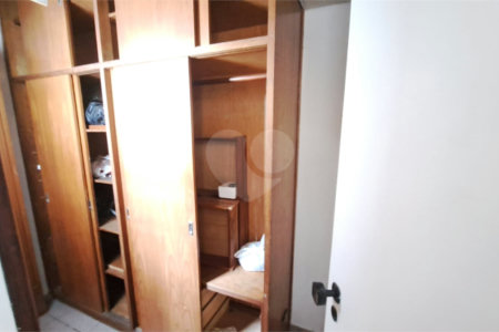 Apartamento à venda com 3 quartos, sendo 1 suíte, em Vila Mariana, São Paulo, SP