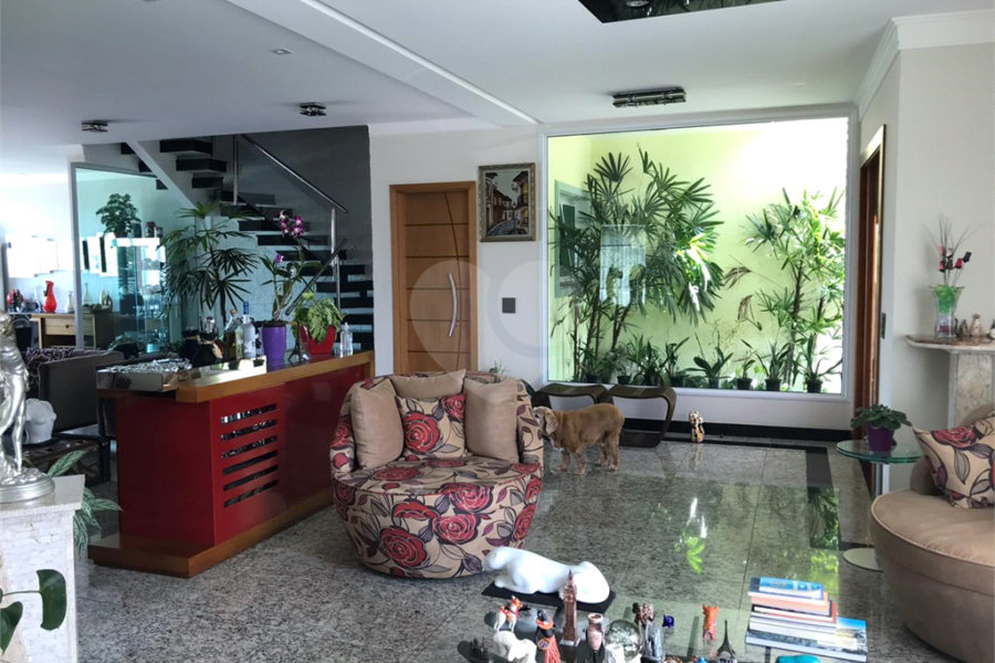 Casa à venda com 4 suítes no condomínio Mirante do Horto, São Paulo - SP