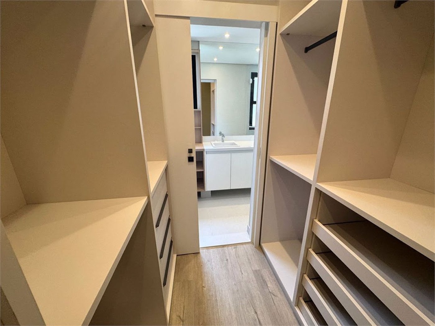 Apartamento com 4 dormitórios à venda, 295 m² por R$ 3.200.000,00 - Boqueirão - Santos/SP
