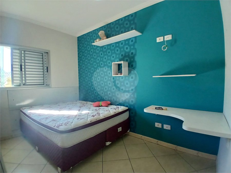 Apartamento à venda com 3 quartos, sendo 1 suíte,  em Jardim Brasil, São Roque, SP
