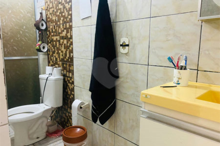 Casa à venda com 3 quartos, sendo 1 suíte, em Vila Barcelona, Sorocaba, SP