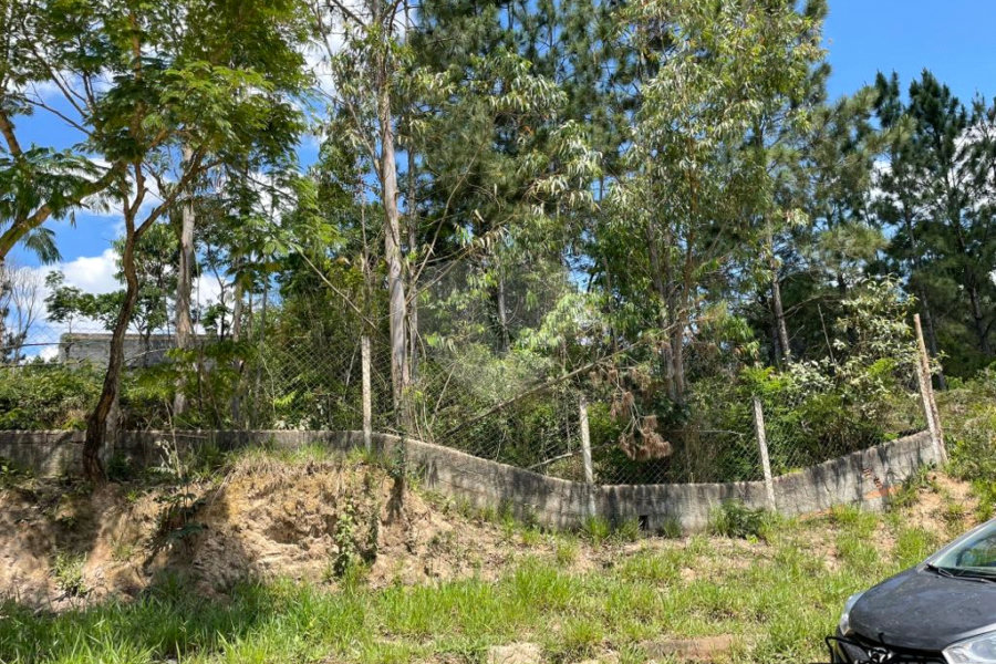 Casa à venda com 4 quartos, sendo 1 suíte, em Rio Acima, Mairiporã, SP