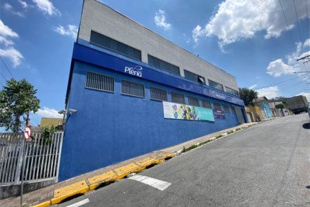 Salão Comercial para alugar em Vila Romanópolis, Ferraz de Vasconcelos, SP
