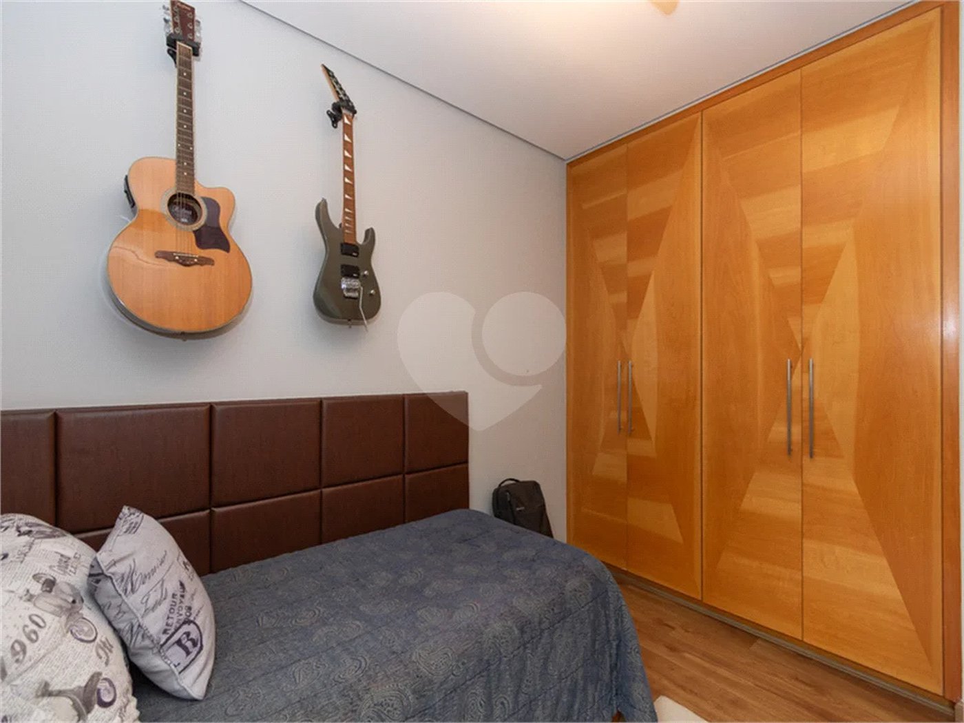Apartamento de 233 m² à venda em Higienópolis com 4 dormitórios.