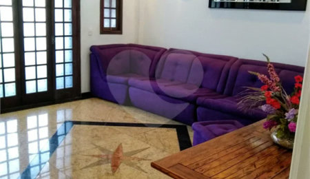 Sobrado à venda com 6 suítes em Vila Guarani (z Sul), São Paulo, SP