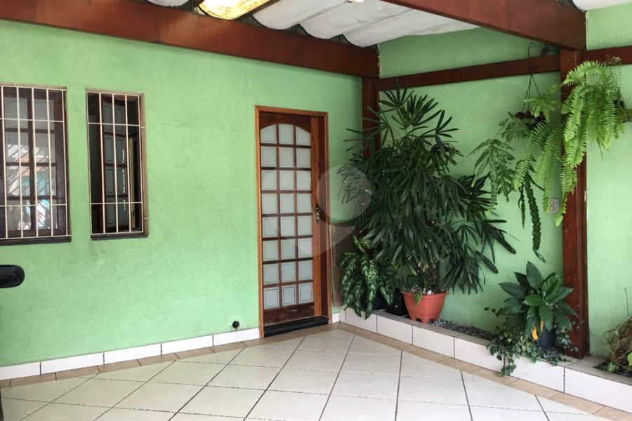 Sobrado à venda com 3 suítes em Vila Medeiros, São Paulo, SP
