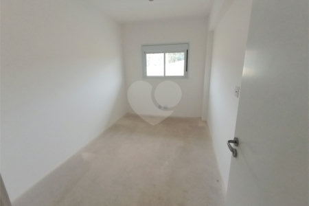 Apartamento à venda com 2 quartos, sendo 1 suíte, em Bairro do Cambará, São Roque, SP