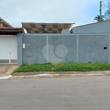 Sobrado à venda com 5 quartos, sendo 3 suítes, em Jardim dos Pinheiros, Atibaia, SP
