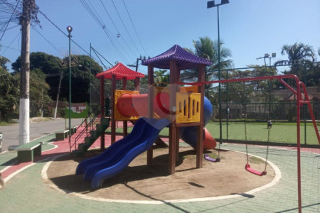 Terreno à venda em Canto do Rio, Seropédica, RJ