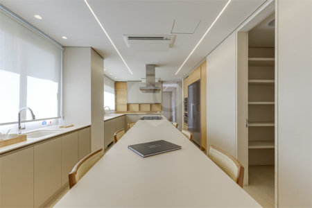 Apartamento à venda com 4 suítes em Moema, São Paulo, SP