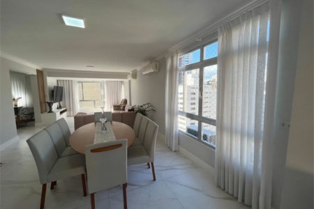 Apartamento Residencial à venda, Gonzaga, Santos - AP0199.