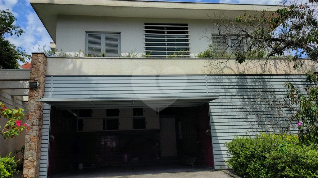 Casa à venda com 4 suítes em Vila Pirajussara, São Paulo, SP
