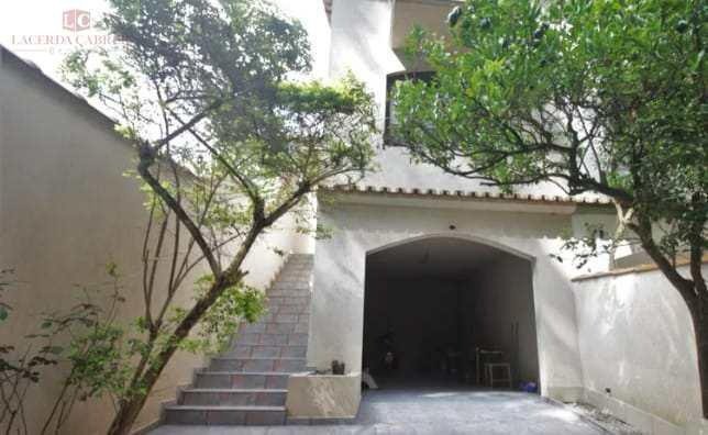 Sobrado à venda com 3 quartos, sendo 1 suíte, em Vila Sônia, São Paulo, SP