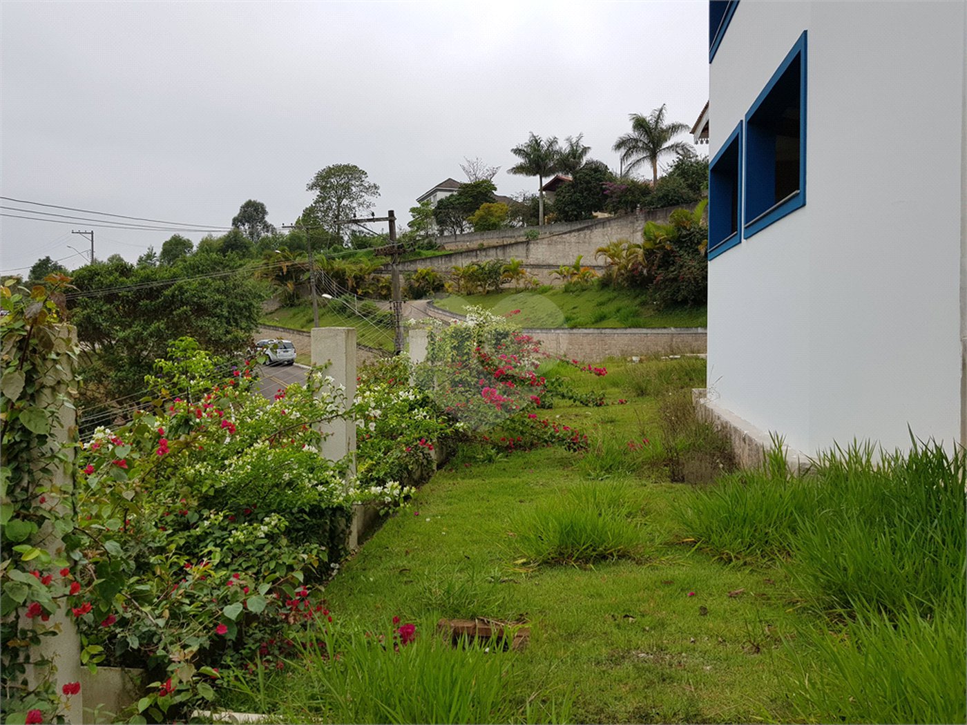 Casa à venda com 4 suítes no condomínio Suíça da Cantareira, Mairiporã - SP