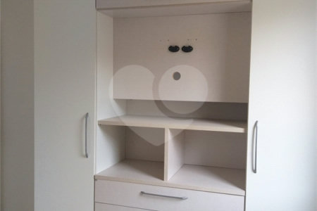Apartamento à venda com 3 quartos, sendo 1 suíte, em Pinheirinho, Vinhedo, SP