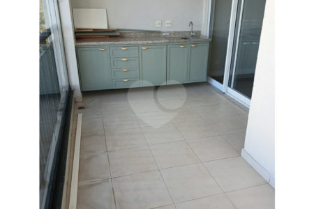 Apartamento para alugar com 2 quartos, sendo 1 suíte,  em Vila Andrade, São Paulo, SP