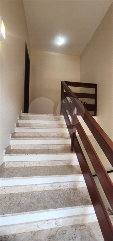 Casa à venda com 4 quartos, sendo 2 suítes, no condomínio Delle Stelle, Louveira - SP