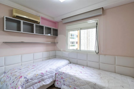 Apartamento para alugar com 4 suítes em Vila Andrade, São Paulo, SP