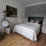Casa à venda com 3 quartos, sendo 1 suíte,  no condomínio Alpes da Cantareira, Mairiporã - SP