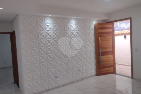 Casa Térrea à venda com 3 quartos, sendo 1 suíte, em Jardim Horto do Ipê, Itaquaquecetuba, SP