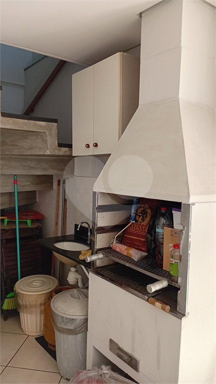 Sobrado à venda com 4 quartos, sendo 2 suítes,  em Vila Gilda, Santo André, SP