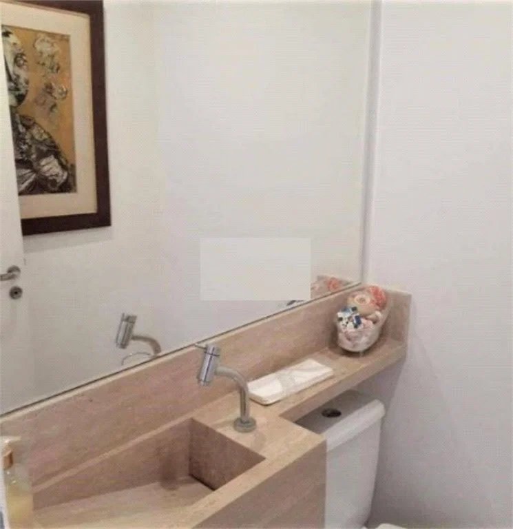 Apartamento à venda com 3 quartos, sendo 1 suíte,  em Vila Andrade, São Paulo, SP
