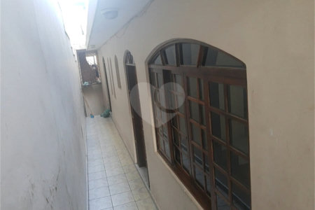 Sobrado à venda com 2 quartos, sendo 1 suíte, em Jardim Umarizal, São Paulo, SP