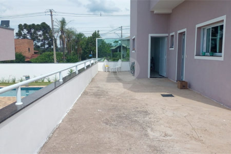 Casa à venda com 5 suítes no condomínio Village da Serra, Araçoiaba da Serra - SP