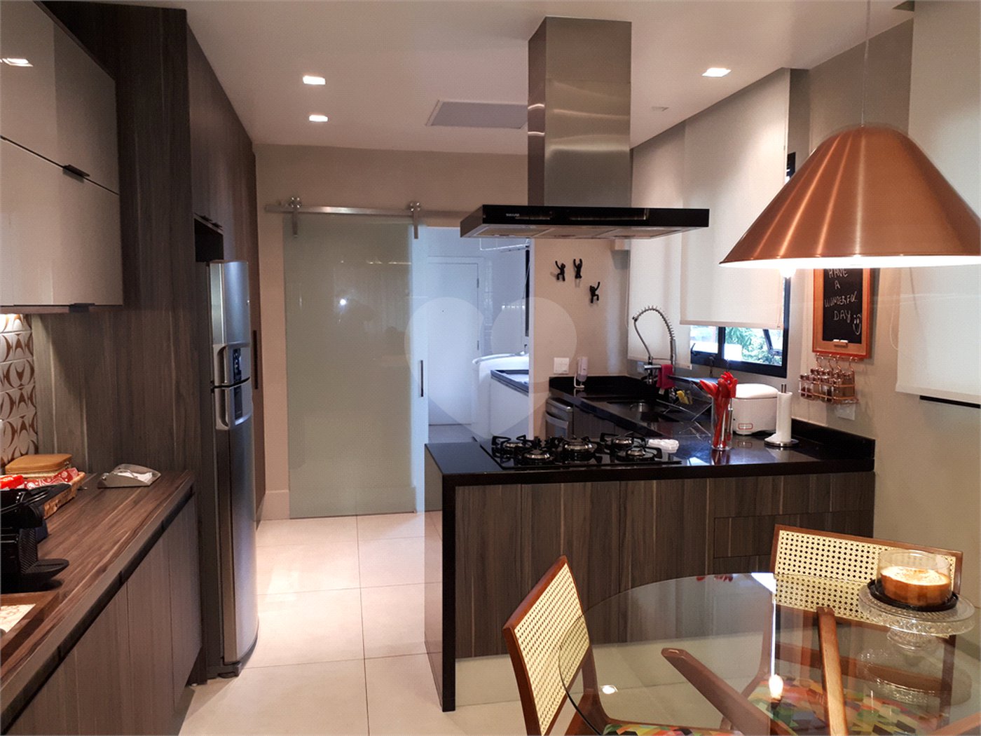 Apartamento à venda com 4 quartos, sendo 3 suítes, em Campo Belo, São Paulo, SP