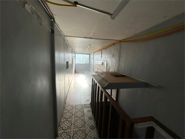 Sobrado à venda com 15 quartos, sendo 3 suítes,  em Tucuruvi, São Paulo, SP