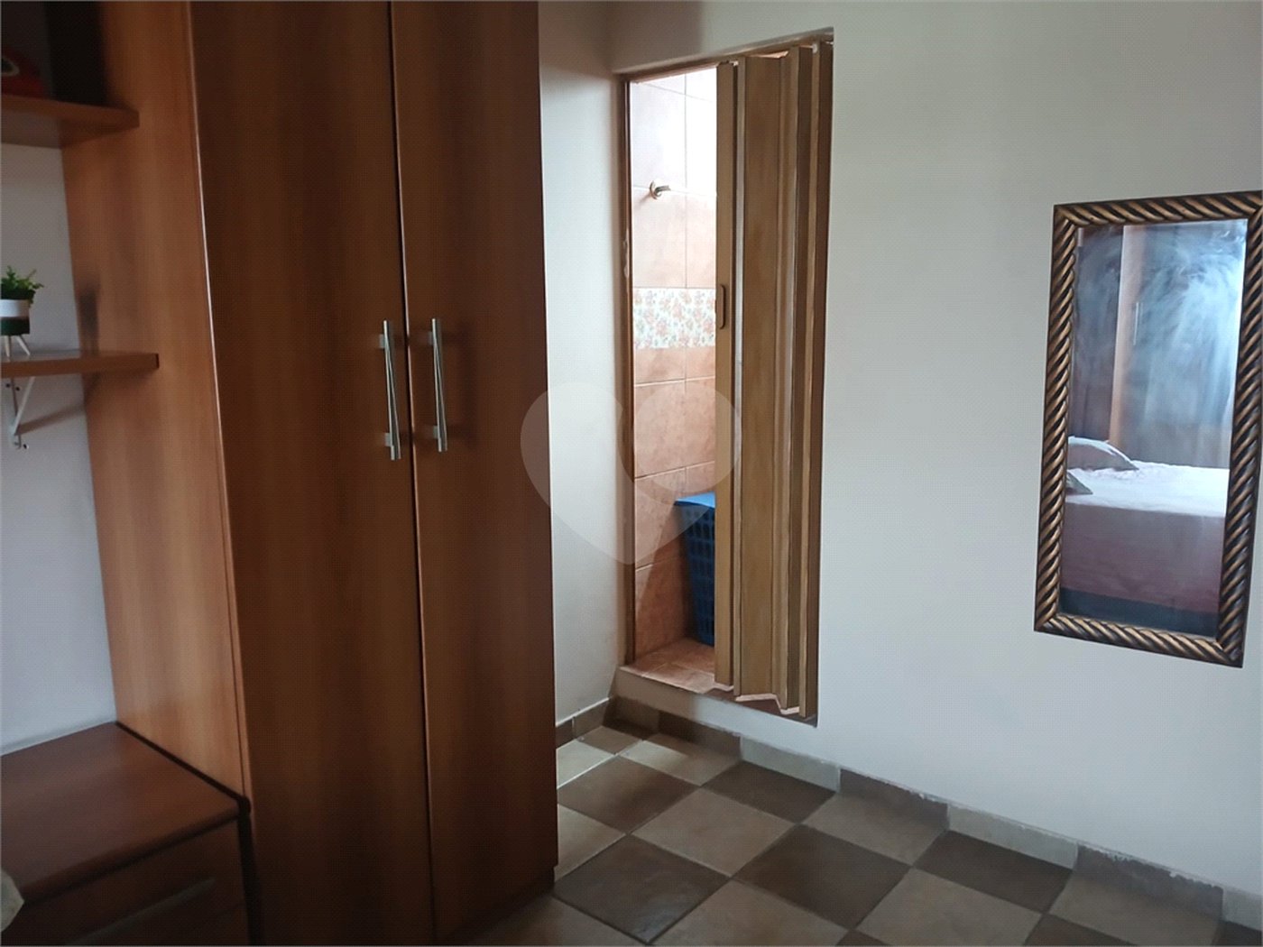 Casa à venda com 4 quartos, sendo 1 suíte, em Jardim Rosa de Franca, Guarulhos, SP