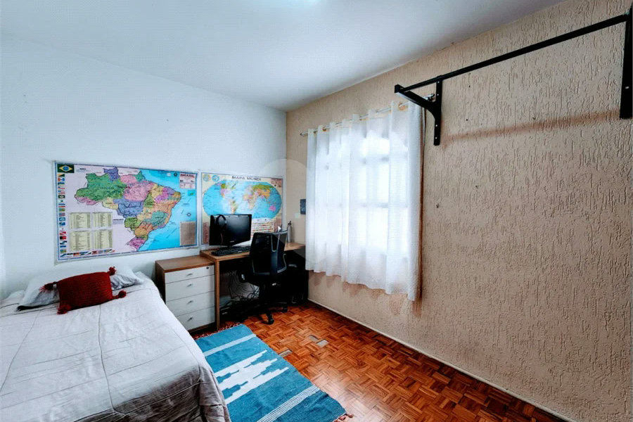Sobrado à venda com 3 quartos, sendo 1 suíte, em Horto, São Paulo, SP