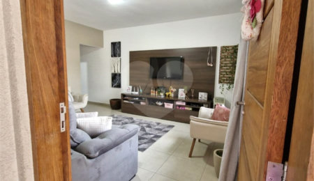 Casa à venda com 3 quartos, sendo 1 suíte,  em Ponte, Atibaia, SP
