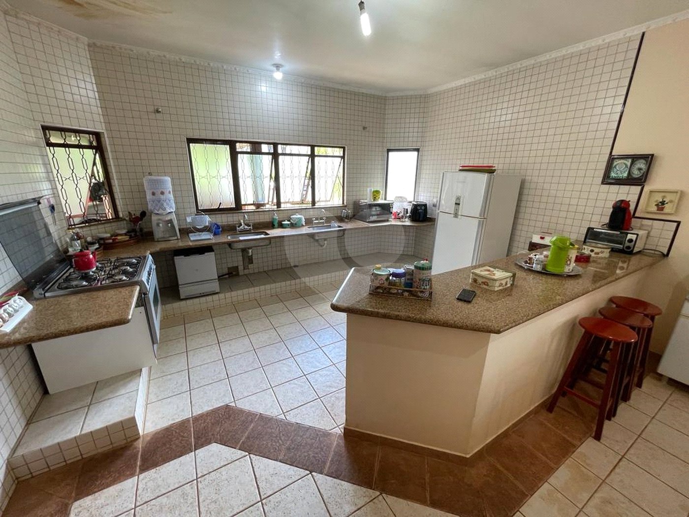Chácara à venda com 3 suítes no Centro, Araçoiaba da Serra, SP