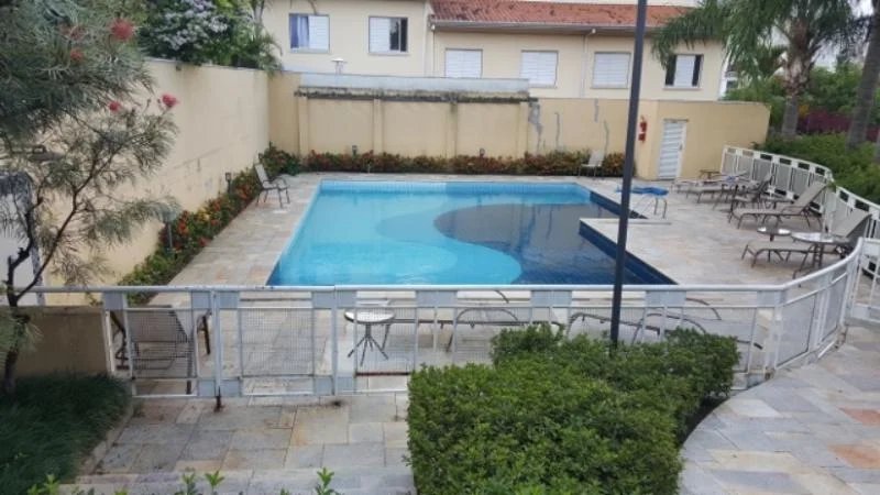 Casa à venda com 3 quartos, sendo 1 suíte, em Vila São Silvestre, São Paulo, SP