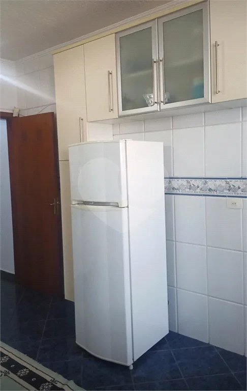 Sobrado de 242 m² com 3 Suítes e 4 Vagas de Garagem no Ipiranga
