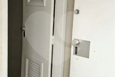 Apartamento à venda com 4 quartos, sendo 1 suíte,  em Jardim Ampliação, São Paulo, SP