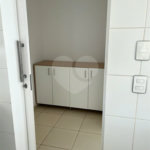 Casa para alugar com 3 suítes no condomínio Figueira Garden, Atibaia - SP