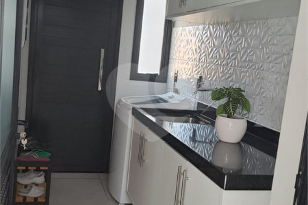 Casa à venda com 3 quartos, sendo 1 suíte, em Village Moutonnée, Salto, SP
