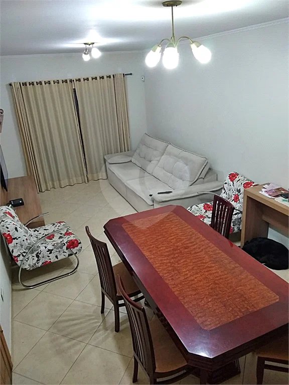 Sobrado à venda com 3 quartos, sendo 1 suíte, em Vila Guilherme, São Paulo, SP