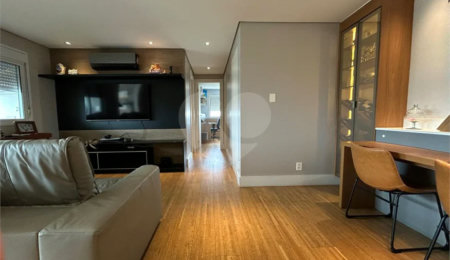 Apartamento à venda com 2 quartos, sendo 1 suíte,  em Santo Amaro, São Paulo, SP