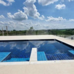 Casa à venda com 3 suítes no condomínio Portal dos Bandeirantes, Salto - SP