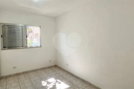 Sobrado à venda com 5 quartos, sendo 1 suíte, em Interlagos, São Paulo, SP