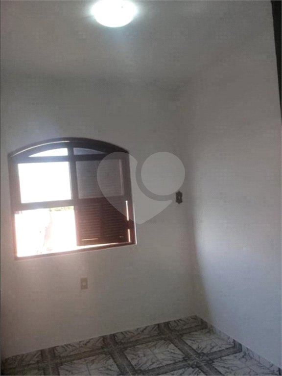 Prédio à venda em Vila Linda, Santo André, SP