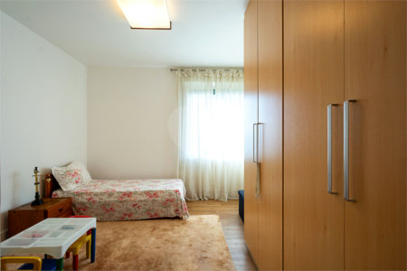 Apartamento à venda com 4 suítes em Jardim Marajoara, São Paulo, SP
