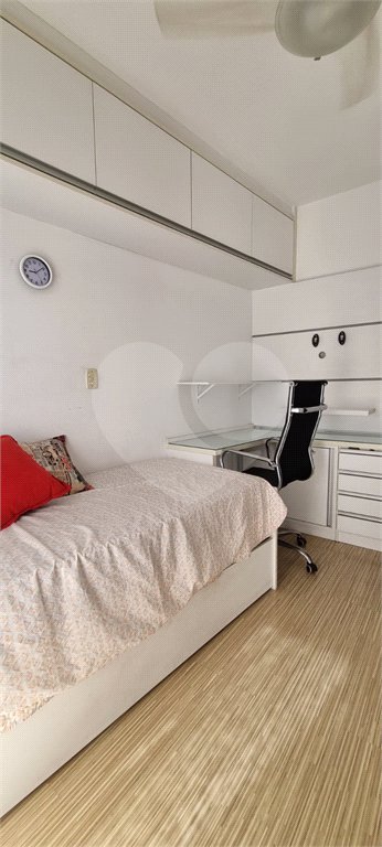 Sobrado à venda com 3 quartos, sendo 1 suíte, em Santa Teresinha, São Paulo, SP