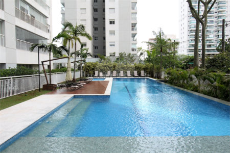 Apartamento à venda com 3 suítes em Alto da Boa Vista, São Paulo, SP