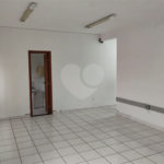 Excelente sala comercial na zona Sul
